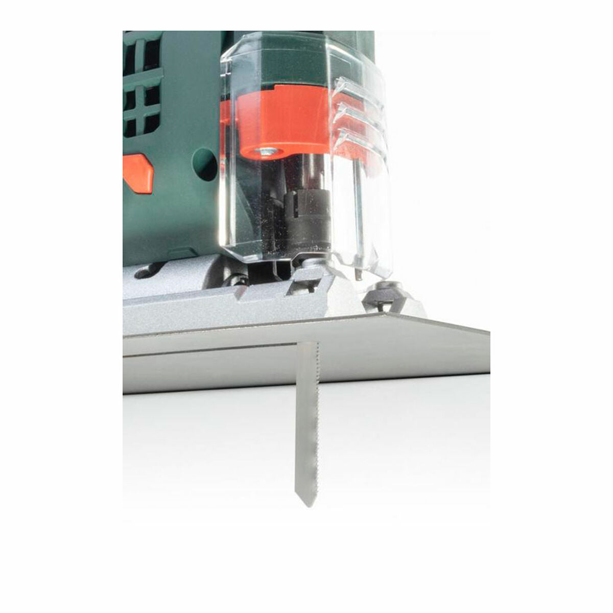 V2H0A43ED8495E9D44B1DA07EA73A3B7AD5R5823813P2